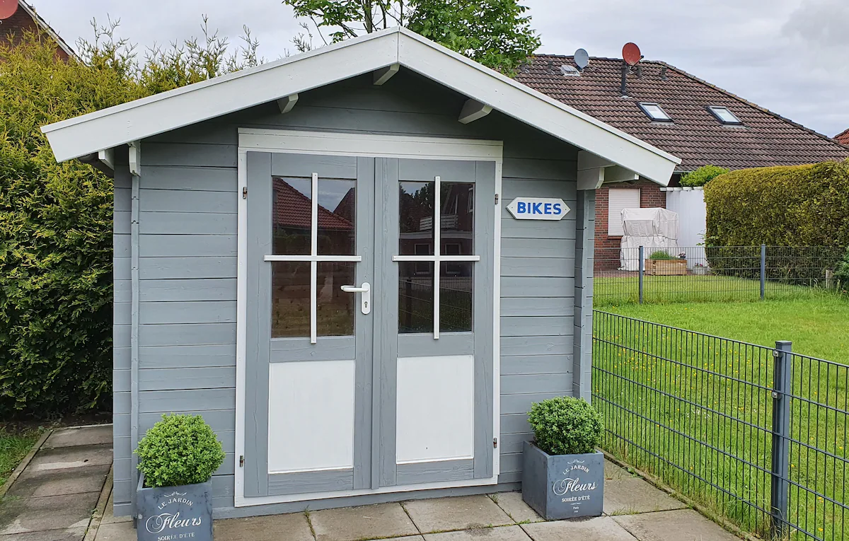 Hütte zum Abstellen von Fahrrädern